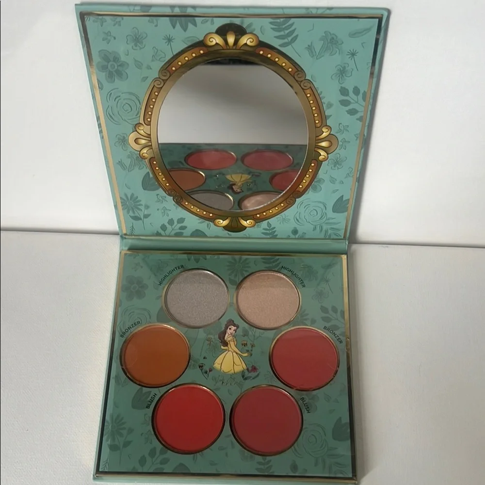 NWT Disney Belle Complexion Palette